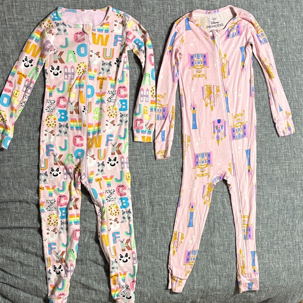 BUNDLE size 4T Disney princess zip up pajamas and childrens place letter pajamas